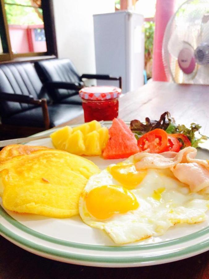 Sister House Chiangmai (Adults Only) Bed and Breakfast Τσιάνγκ Μάι Εξωτερικό φωτογραφία